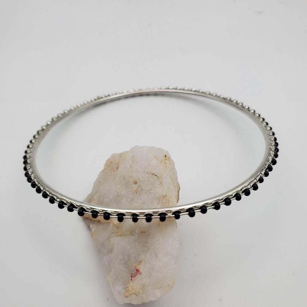 Jokers fool black lined‎ beaded bracelet